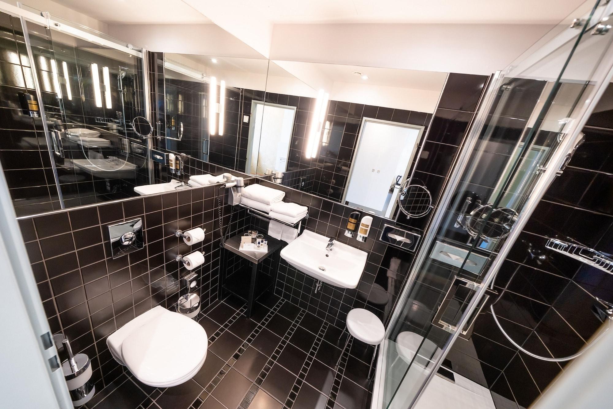 Grandium Hotel Prague Exterior photo A bathroom at the hotel