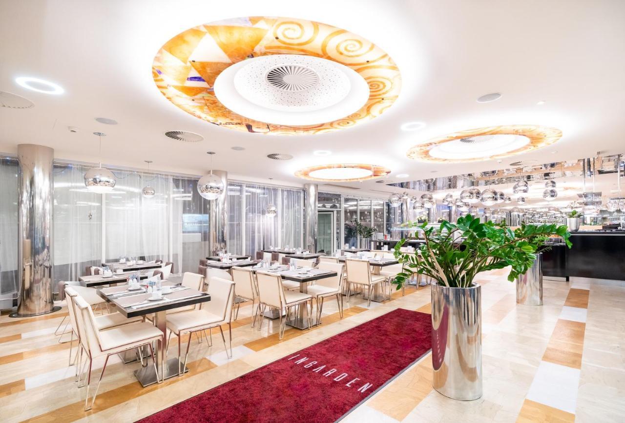 Grandium Hotel Prague Exterior photo The restaurant